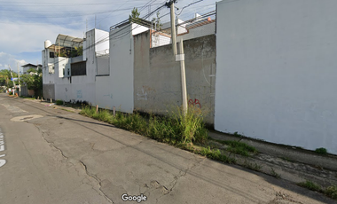 CASA DE OPORTUNIDAD EN TLAQUEPAQUE DE REMATE BANCARIO POR RIO NILO Y PATRIA