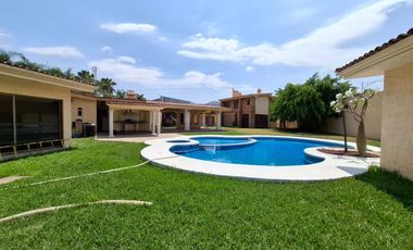 ¡LA CASA DE CAMPO DE TUS SUEÑOS EN LOS OLIVOS!