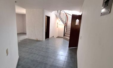 ¡LA CASA DE CAMPO DE TUS SUEÑOS EN LOS OLIVOS!