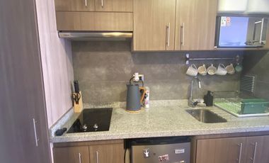 Vendo departamento estudio, en edificio Plaza Angamos.