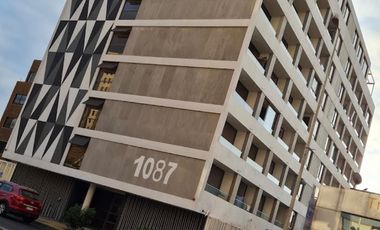 Vendo departamento estudio, en edificio Plaza Angamos.