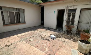 Casa en VENTA con más de 350m² de TERRENO cerca de avenidas principales como Av. Universidad