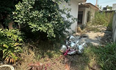 Casa en VENTA con más de 350m² de TERRENO cerca de avenidas principales como Av. Universidad