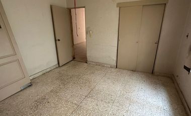 Casa en VENTA con más de 350m² de TERRENO cerca de avenidas principales como Av. Universidad