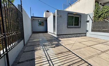 CASA EN VENTA EN COLONIA JARDINES ALCALDE, GUADALAJARA JALISCO.