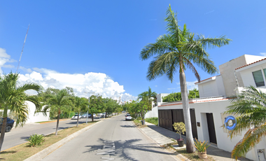 Casa en Remate en SM 12, Cancún, Quintana Roo