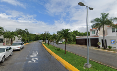 Casa en Remate en SM 12, Cancún, Quintana Roo