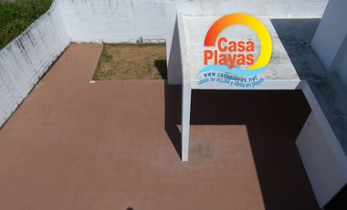 Casa Moderna de Venta en Playas, Vía Ocean Club, Shangrilá, Cdla. Cerrada Neem