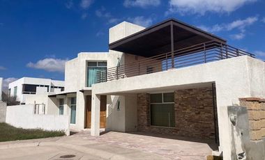 CASA EN RENTA AMUEBLADA EN RANCHO SANTA MONICA AGUASCALIENTES SUR