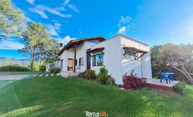 Finca en conjunto cerrado en venta Guatapé