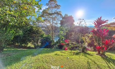 Finca en conjunto cerrado en venta Guatapé
