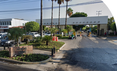 Casa en Remate en Fraccionamiento Jardín Real, Zapopan, Jalisco