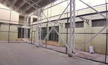 VENDE COLEGIO, APTO PARA UNIVERSIDADES, SERVICIOS PUBLICOS, U OTROS PROYECTOS, NOVENA AVENIDA CON GRAN AVENIDA, SAN MIGUEL, 2998/1775 M2