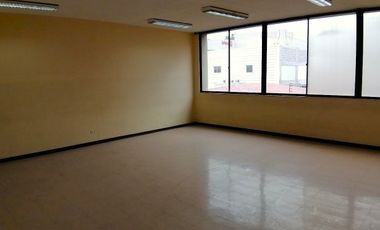VENDE COLEGIO, APTO PARA UNIVERSIDADES, SERVICIOS PUBLICOS, U OTROS PROYECTOS, NOVENA AVENIDA CON GRAN AVENIDA, SAN MIGUEL, 2998/1775 M2