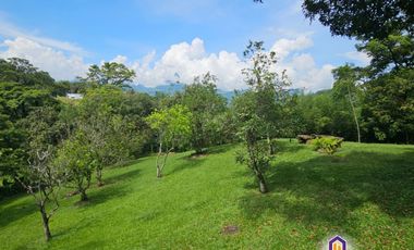 Finca en la parcealción La Siria con piscina en venta. Amagá - Antioquia