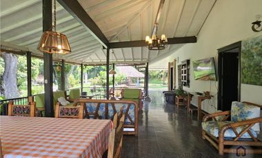 Finca en la parcealción La Siria con piscina en venta. Amagá - Antioquia