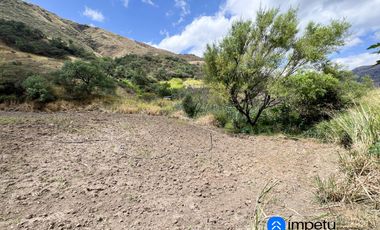 Terreno en venta en sector Taquil cerca del Pueblo de Cera y a pocos minutos de Loja y Catamayo