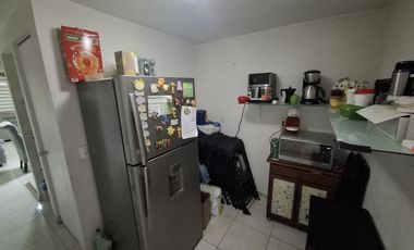 Venta de casa con local en ExHacienda San Felipe, Municipio Coacalco, Méx.