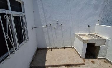 ¡BODEGA EN VENTA EN IXTLAHUACAN DE LOS MEMBRILLOS!