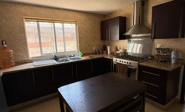 CASA AMUEBLADA EN RENTA LOS CASTAÑOS METEPEC