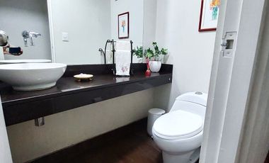 Hermoso y bien cuidado departamento en el 1er piso, cerca a parques