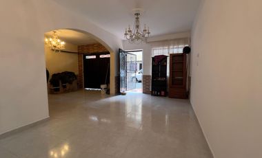 Venta de Casa en Primer Piso – Belén San Bernardo