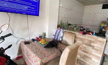 CASA EN VENTA EN ALTOS DE PLAN PAREJO 2, TURBACO CON CIMIENTOS PARA 3 PISOS