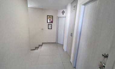 EN ALQUILER CASA ESQUINERA AMOBLADA EN VIA A LA COSTA, URB PORTO ALEGRE, KM 12.5