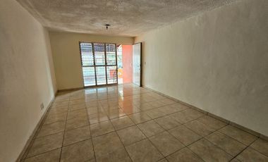 COL. MONUMENTAL CASA EN VENTA TIPO DUPLEX CON EXCELENTE UBICACIÓN