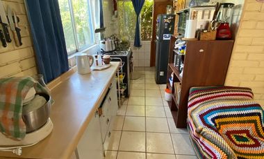 CASA EN TERRENO 440 M² - 2 PISOS, 5D3B - LAS BANDURRIAS - PIRQUE (Cód.124)