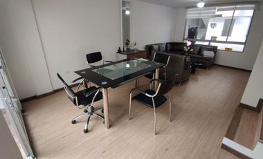 ✅CASA LISTA 3 PISOS - (San Antonio de Pichincha)