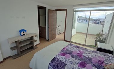 ✅CASA LISTA 3 PISOS - (San Antonio de Pichincha)