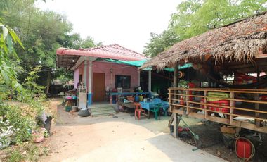 Thailand Property for Sale | 3 BRM 3 BATH House, 16+ Rai Nong Han Udon Thani
