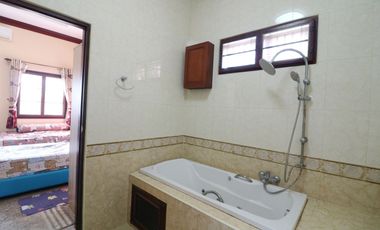 Spacious 4 Bedroom, 3 Bathroom Home on 2,527 Sq. Mt. Land for Sale in Udon Thani, Thailand – Ideal Lifestyle Property