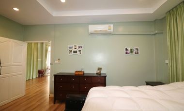 Luxury 4BR 5BTH Home with 6 Rai Land for Sale in Wanon Niwat, Sakon Nakhon, Thailand