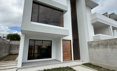 CASA DE VENTA EN IBARRA