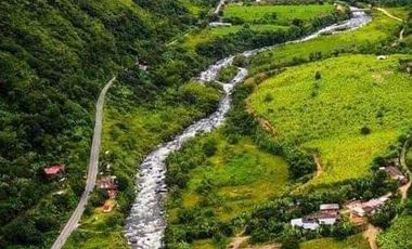 Venta de terreno con proyecto turístico en Intag, Nangulvi, 7,5 ha