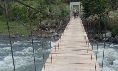 Venta de terreno con proyecto turístico en Intag, Nangulvi, 7,5 ha