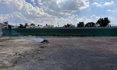 Renta de Terreno Bardeado en Pachuquilla, Ideal para Flotillas y Logística