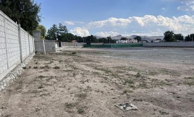 Renta de Terreno Bardeado en Pachuquilla, Ideal para Flotillas y Logística