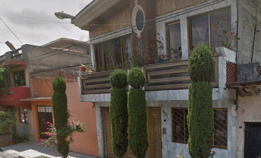 Venta de Casa en Remate, cerca de Plaza Tepeyac, Col. Mártires del Río Blanco, Gustavo A. Madero, CDMX