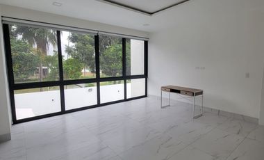 En alquiler lujosa y moderna casa semiamoblada en Isla Mocoli, Samborondon