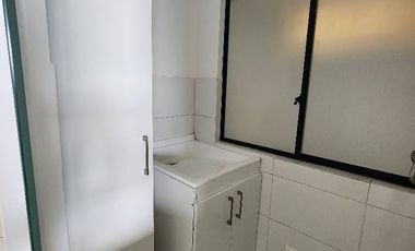 APARTAMENTO CAMPESTRE 100 METROS, 3 HABITACIONES, 2 BAÑOS, SALA COMEDOR COCINA LAVANDERIA 2 PARQIEADEROS. DEUDA OCCIDENTE $150 NO PERMUTAS. 321509----