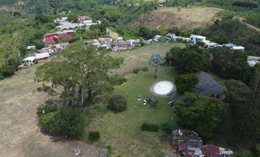 SE VENDE LOTE DE 36.554M2 POR LA SIRIA, VIA A ALCALA