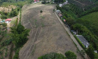 SE VENDE LOTE DE 36.554M2 POR LA SIRIA, VIA A ALCALA