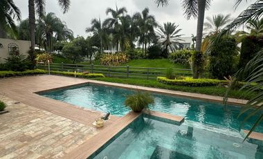 En venta lujosa casa al lago en Arrecife, Isla Mocoli, Via Samborondon