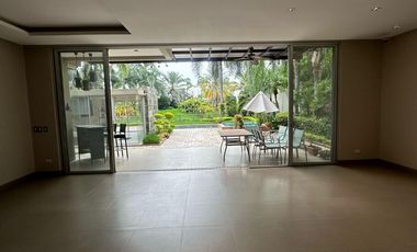 En venta lujosa casa al lago en Arrecife, Isla Mocoli, Via Samborondon