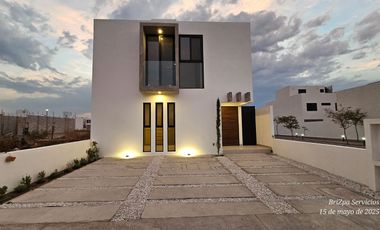 RENTA - Estrene Casa de 3 Recamaras en Condominio VIU Panorama