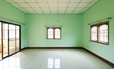 For Sale: 2 Homes + Shop on 2+ Rai – Lam Pao, Kalasin, Thailand