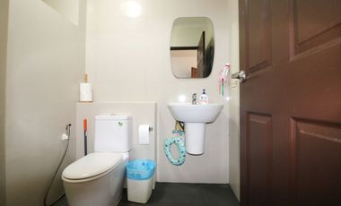 Two Modern Homes for Sale – 5 Bed, 4 Bath, 2 Levels, 1 Rai, Kumphawapi, Udon Thani, Thailand